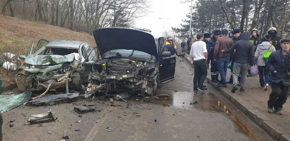 Пьяный водитель «Ренж Ровер» спровоцировал смертельное ДТП в курортной зоне Пятигорска