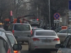 Пробка из-за трех эвакуаторов на улице Ленина в Ставрополе попала на видео