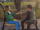 «Купила жвачки «Love is» и всю ночь проревела»: жена погибшего в рехабе Пятигорска пациента рассказала о жизни без него