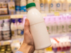 Выпуск молока неизвестного происхождения предотвратили на Ставрополье 