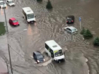 Ливень добрался и до Ставрополя: на улицах краевой столицы образовалось море