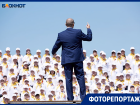 Тысяча юных ставропольцев спела военные песни на Крепостной горе
