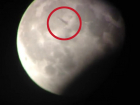 Загадочный объект пролетел на фоне лунного затмения в Ставрополе и попал на видео 