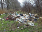 Горами мусора завалили окрестности на выезде из Буденновска
