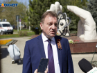 Не только медиарейтингами богат: Путин наградил мэра Ставрополя Ивана Ульянченко государственной медалью 