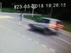 Появилось видео смерти пешехода под колесами "Нивы" на трассе в Ставропольском крае