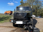 На Ставрополье водитель грузовика сбил двух мотоциклистов 