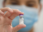 Вакцина от коронавируса впервые в мире получила разрешение на экстренное применение 