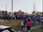 Тревожные кадры экстренной эвакуации учеников школы в Ставрополе сняли на видео