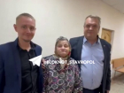 «Относились как к матери»: хозяйка загрызших девочку в Ставрополе собак поблагодарила начальника изолятора  
