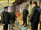 Воткнутые приятелем ножницы в шею лишили мужчину жизни на Ставрополье