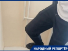 Учащиеся в школе №5 на Ставрополье вынуждены давить тараканов ногами 