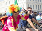 Короли и шуты проехали на велосипедах по центральным улицам Ставрополя