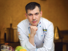 Талантливый шеф-повар из жюри «Адской кухни» работает в кафе Кисловодска