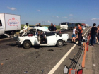 В реанимации скончался пассажир раздавленной в страшном столкновении с фурой «семерки» на Ставрополье