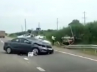Разбитые иномарки после жесткого ДТП на трассе под Пятигорском попали на видео