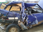 В жестком ДТП с пассажирским автобусом пострадал водитель "девятки" на Ставрополье