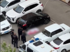 Мужчина выпал из окна многоэтажки на юге Ставрополя и погиб