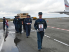 Тело погибшего при крушении вертолета Ми-8 инженера доставили спецбортом в Ставрополь