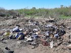 Свалку почти в гектар пришлось убрать владельцу участка на Ставрополье после визита надзорников