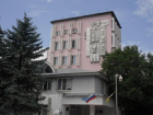 Пожилой пациент выпал с 4 этажа военного госпиталя Пятигорска