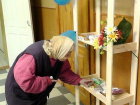 "Я сначала скептически отнеслась к этой "Полке добра", а потом увидела, как какой-то мужчина накупил для нее целый пакет продуктов", - администратор универсама в Михайловске
