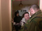 Мужчина выломал дверь и зацементировал розетки в комнате племянницы на Ставрополье 