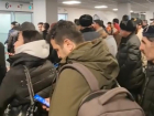 Жуткая очередь в аэропорту Минвод образовалась на паспортном контроле