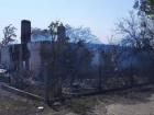 Крупный пожар в пригороде Ставрополя перекинулся на жилые дома 