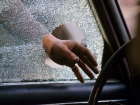 Вора-рецидивиста за кражу вещей через разбитое стекло машины задержали на Ставрополье