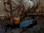 Нефть разлилась в Ставропольском крае из-за незаконной врезки