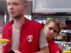  Женщина потребовала продать ей просроченный товар в одном из сетевых супермаркетов на Ставрополье