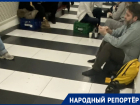 «Спали на полу и ждали багаж до 7 утра»: пассажиры пожаловались на проблемы с авиарейсом из Ставрополя в Москву