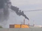 Лермонтовский гидрометаллургический завод выбросил в атмосферу клубы черного дыма