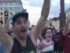 Появилось видео реакции ставропольцев на площади на победу сборной России над Испанией 