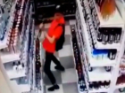 В «ритме танца» молодой человек украл в магазине колбасу и бутылку водки в Ставрополе