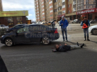 Молодого мужчину сбила иномарка на перекрестке в Ставрополе  