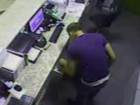 Опустошивший сейф в санатории на 300 тысяч рублей мужчина попал на видео в Железноводске