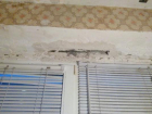 Вода с потолка общежития Ставрополя льется уже около полугода