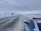 Движение по трассе ограничили из-за снегопада на Ставрополье