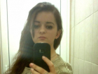 Хромая 19-летняя девушка со шрамом на шее внезапно пропала в Ставрополе, а ее вещи нашли распотрошенными