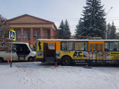 Троллейбус сбил женщину в центре Ставрополя