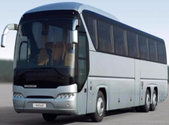 Рейсовый автобус перевернулся ночью в районе МинВод