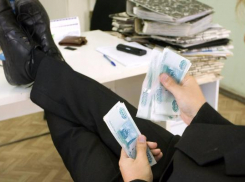 Главный инженер Ставрополя в сговоре с директорами похитили 6 млн рублей у краевого минстроя