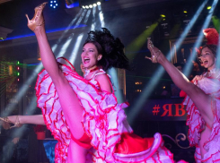 «Мисс Блокнот 2021» потрясли гостей на финале сексуальным кабаре