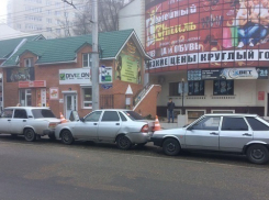 При столкновении трех машин в Ставрополе пострадал ребенок