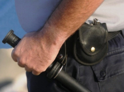 На Ставрополье полицейские решили выбить долг у семейной пары