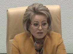  «Сколько людей можно обманывать и поить водой из-под крана», - Валентина Матвиенко о минералке с КМВ 