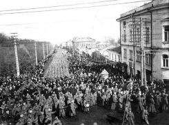 Смелый костюм «красного палача» и вещи ставропольских гимназистов покажут ставропольцам 