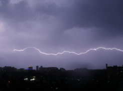 Ливни и град накроют Ставропольский край после изнуряющей 40-градусной жары